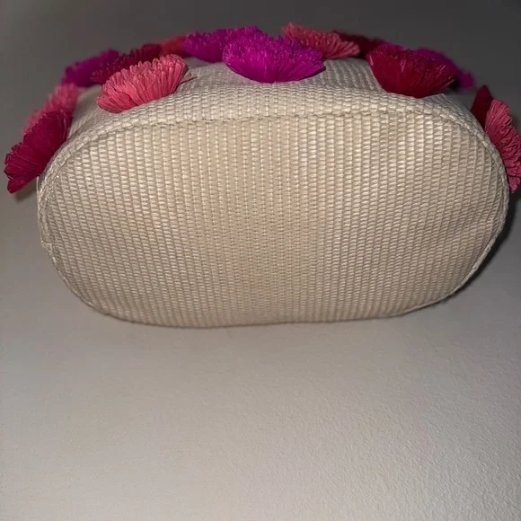 KATE SPADE MONTIGO AVENUE FLORAL LARGE TOTE EUC - Picture 3 of 8